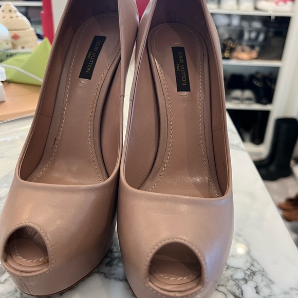 Louis Vuitton platform heels - Picture 3 of 6